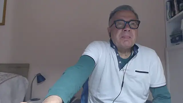 YOU6me Chat XXX live