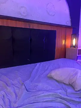 Cheys_Mast Adlı Modelin Canlı XXX Sohbeti