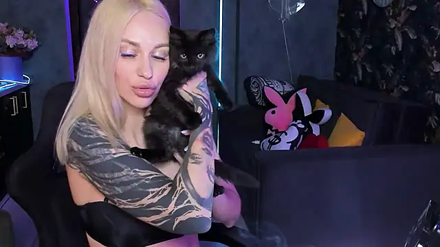 Živý XXX chat Blckmirrorr