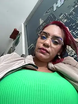 Sara-77 Live XXX-chat