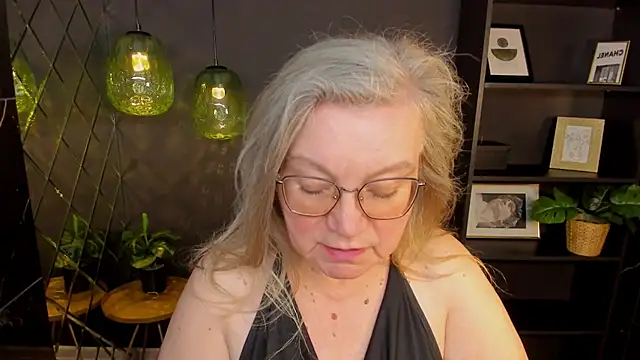 NataliMellow Live XXX-chat