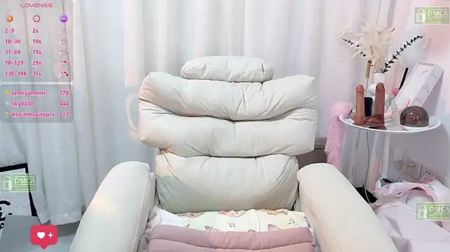 Yoyo_520 - 🎀🎀舔哥哥大JJ,羞羞~🎀🎀