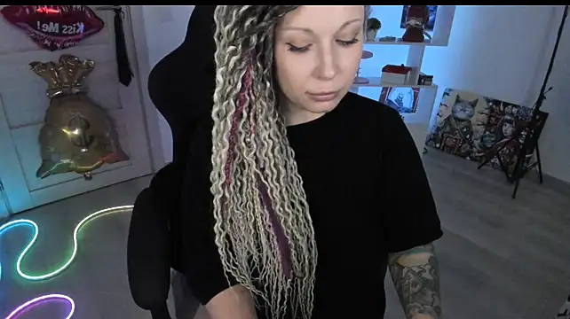 HoneySallyMoore 라이브 XXX 채팅