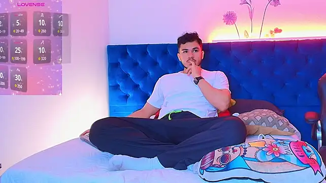 Онлайн чат XXX jeisonstark