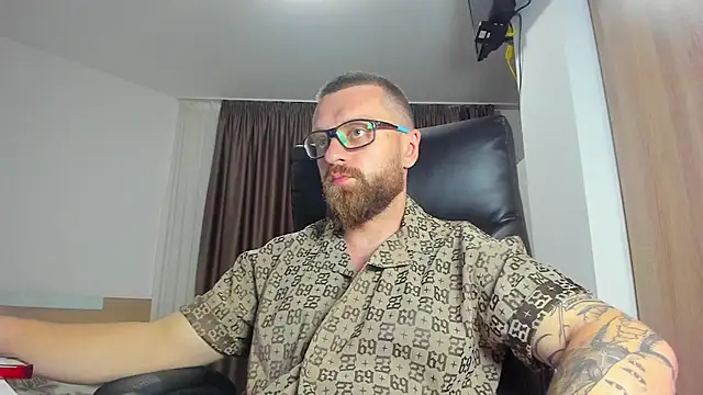 XXX chat uživo modela Findom_guy