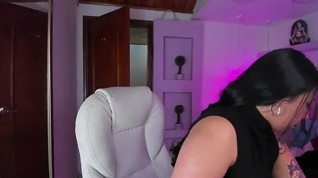 _laaura_ - suck my feet