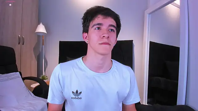 Austinbolt XXX чат на живо