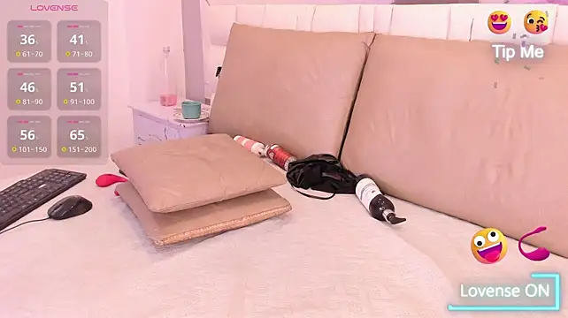 Eva_Johnss Adlı Modelin Canlı XXX Sohbeti
