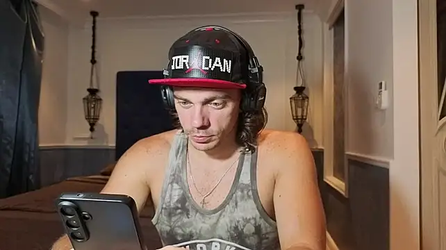 Chat +18 de Marrymeplz ao vivo