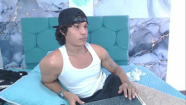 MaximilianRoth Chat XXX live