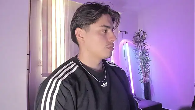 Czat XXX na żywo – Giordano_Russo