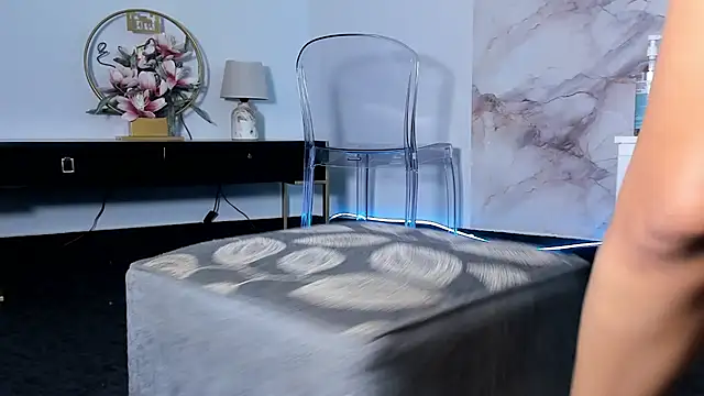 Maddyluxe élő XXX-chatje