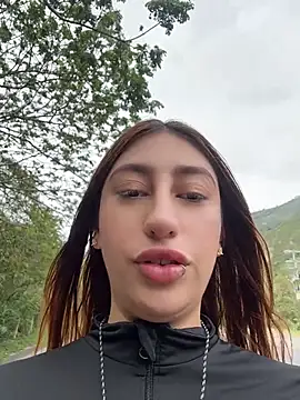 Sara_fun Chat XXX in diretta