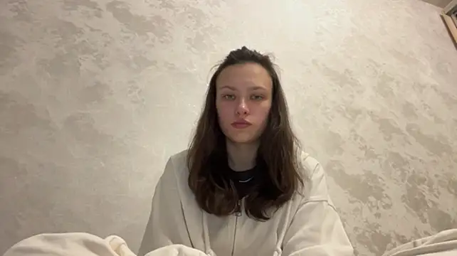 LynneWordsworth - Bite my lips and eye contact
