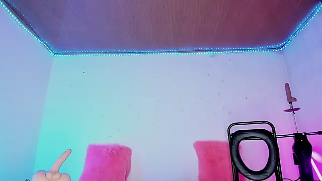 karol_stomのライブXXXチャット