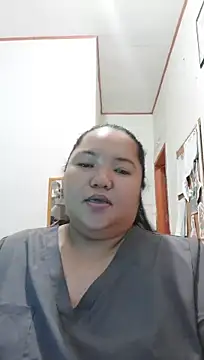 Chatroom XXX en direct de LianaCruzado