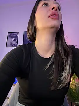 RussianGirls_ 现场XXX聊天