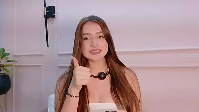 DanielleDNicola 现场XXX聊天