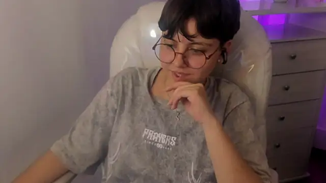 Nathaly_ds Chat XXX live