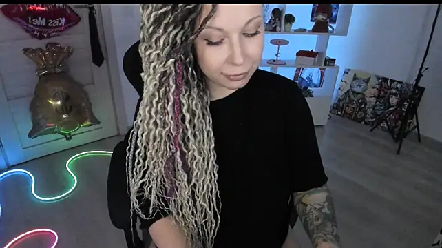 HoneySallyMoore 라이브 XXX 채팅