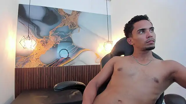 Онлайн чат XXX DrakeFoxx