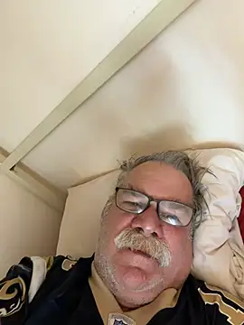 Caesar_Baxter's Live XXX Chat