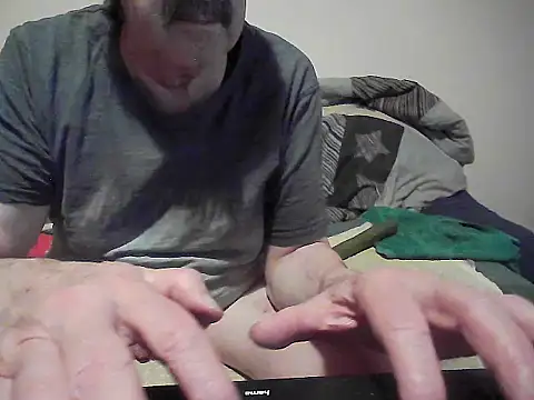 bodo1957 live XXX chat