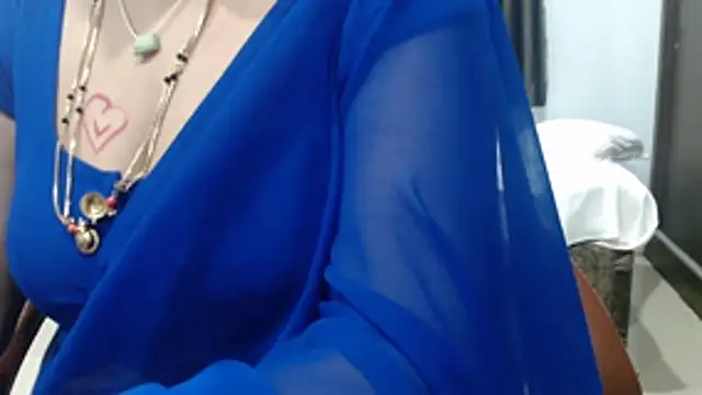 sunitha-3 Adlı Modelin Canlı XXX Sohbeti