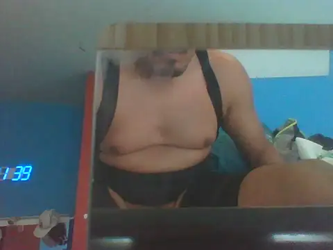 צ'אט XXX בשידור חי של juanmxinter33