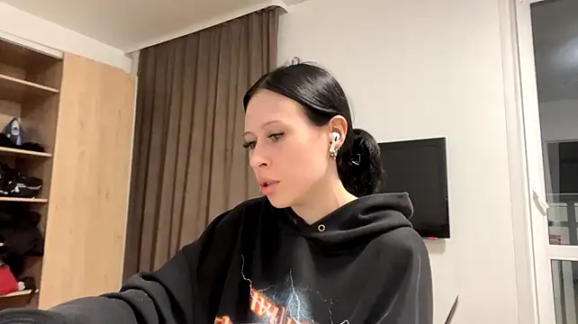 AteEtonian 라이브 XXX 채팅
