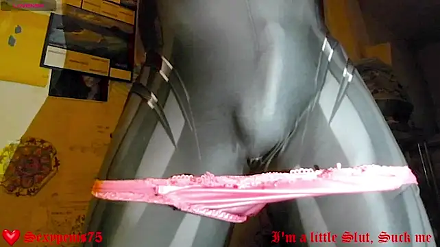 צ'אט XXX בשידור חי של sexypenis75