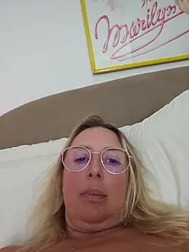 XXX chat uživo modela MariaRichi_