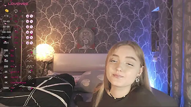 XXX chat uživo modela MiaMiaMeow