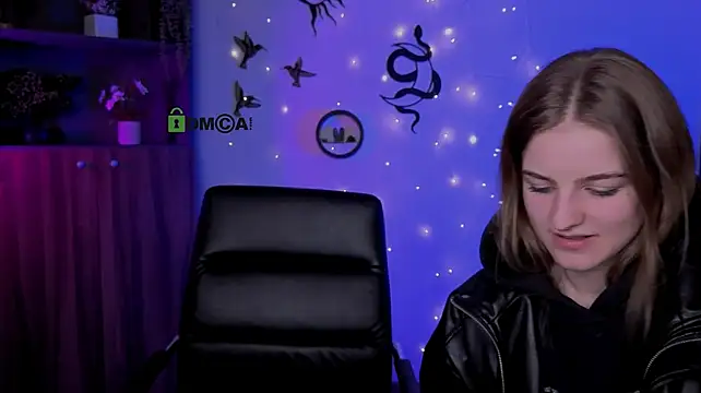 lisa_dark_ XXX чат на живо