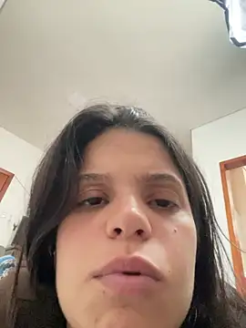 Raissa012 - Brincando na viajem