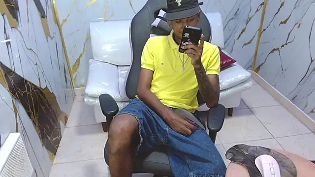 ManSant's Live XXX Chat