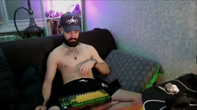 Chatroom XXX en direct de _Serious_Man