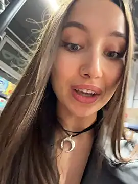 ICrazyOneIRL Live XXX-chat