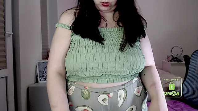 Онлайн чат XXX cute_and_hot