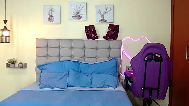_naomi_s - All naked + sexy dance