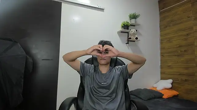 XXX chat uživo modela ivan_cooper