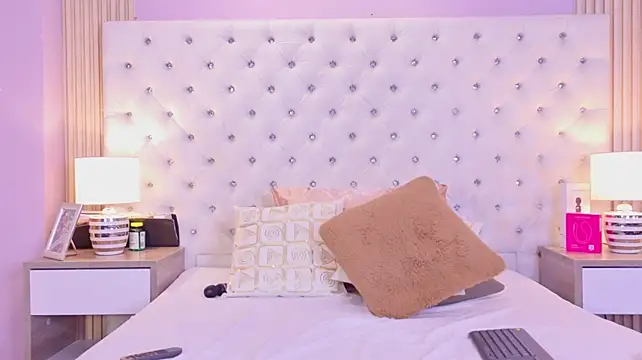 VaniaRouse 라이브 XXX 채팅