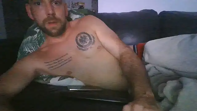 Czat XXX na żywo – Smokeym123
