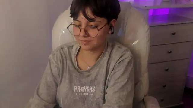 Nathaly_ds' Live XXX Chat