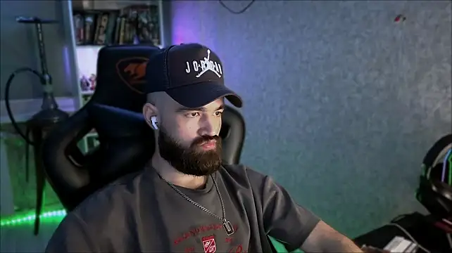 Онлайн чат XXX _Serious_Man