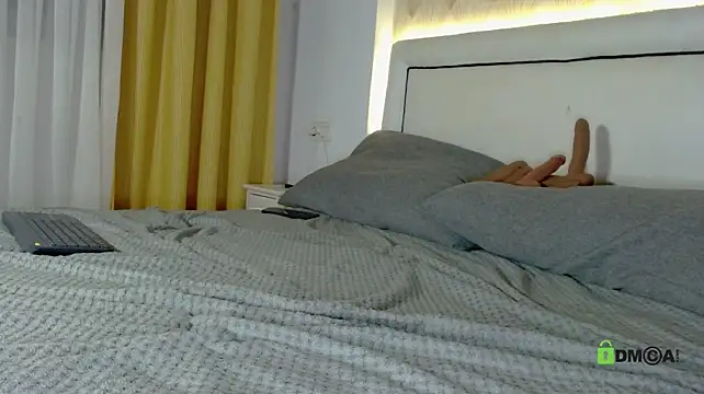XXX chat uživo modela JessicaSteve