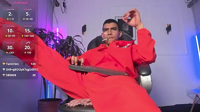 XXX chat uživo modela Alejandro_vega_