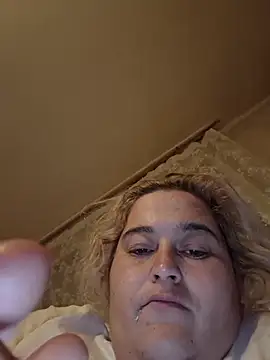 XXX chat uživo modela Csinibomba