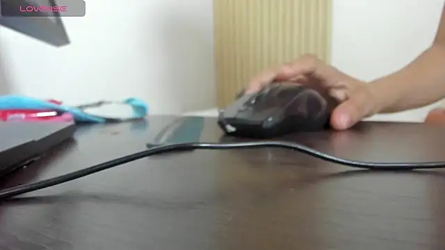 Chat +18 de EllaScott7 ao vivo