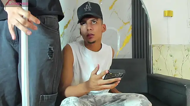Yeff_26 – Naživo XXX chat